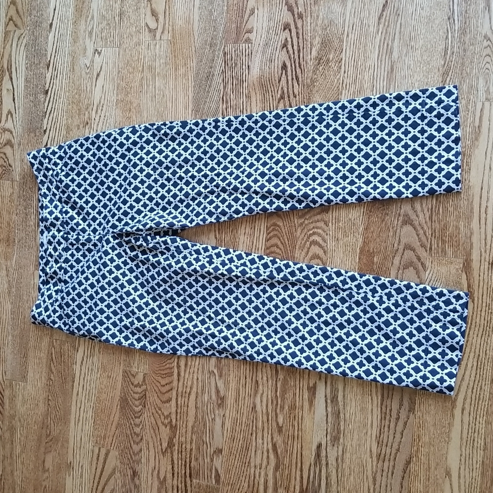 (4) Laundry by Shelli Segal Geometric Print Cropped Pants Cotton Blend
